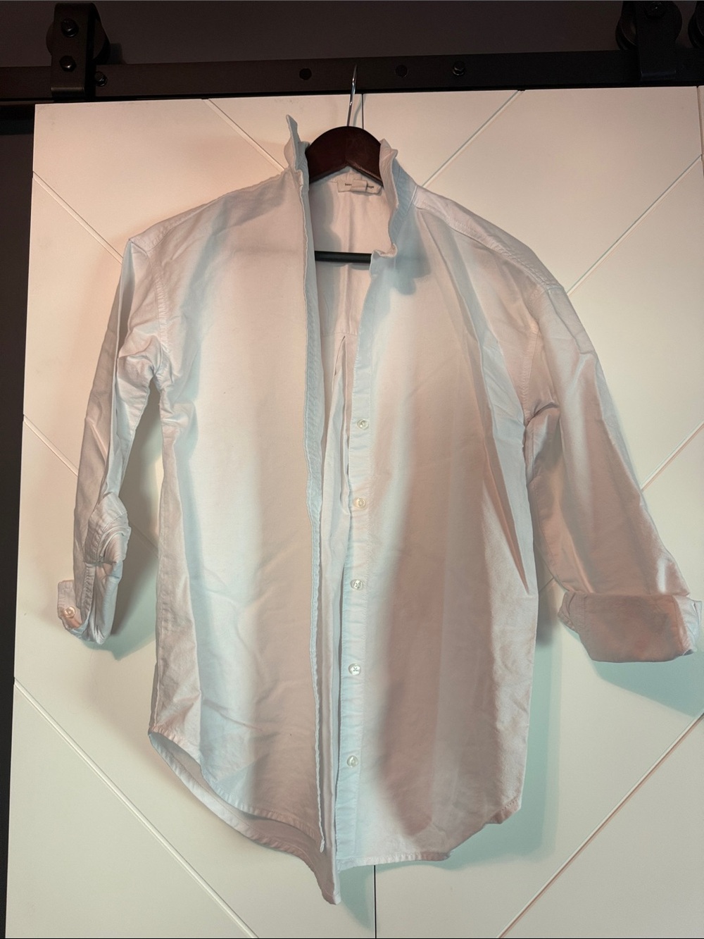 beachlunchlounge White Button-Up Shirt